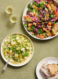 Buttery Wine and Mint Braised Leeks and Peas