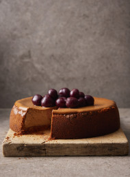 Milk Chocolate and Cherry Cheesecake 