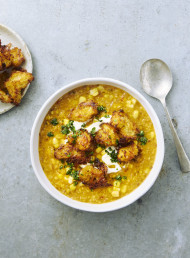 Smoky Sweetcorn Chowder with Cheddar Croûtes