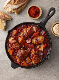SMOKY BAKED CHICKEN WITH CHORIZO AND PUMPKIN 