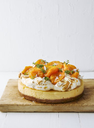 TART LEMON MERINGUE CHEESECAKE WITH GIN-ROASTED APRICOTS AND THYME FLOWERS 