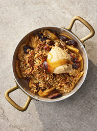 Sticky Date and Apple Crumble 