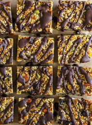 Nuts and Seeds Muesli Slice 