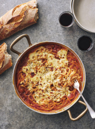 One-pan Spaghetti and Tomato Sauce 