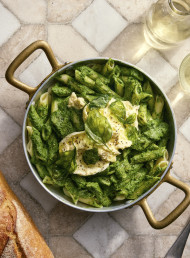 Winter Greens and Goat’s Cheese Pasta 