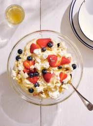 Lemon Custard Eton Mess 