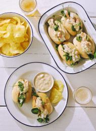 Prawn Rolls with Cocktail Sauce 