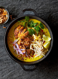 Chicken Curry Soup with Egg Noodles