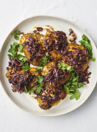 Chicken with Yoghurt, Caramelised Onions and Cashew Nuts