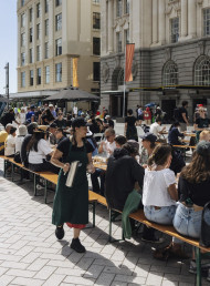 Everybody Eats brings open-air community meal back to downtown Auckland
