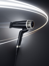 When Every Minute Counts, This Ultra-fast Hair Dryer Is a Saving Grace