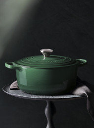 Le Creuset introduces Artichaut: a colourway inspired by one of nature’s most sculptural ingredients