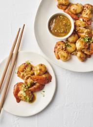 Grilled Scallops with Miso Dressing 