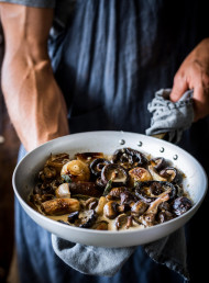 Mushrooms with Sherry and Cream