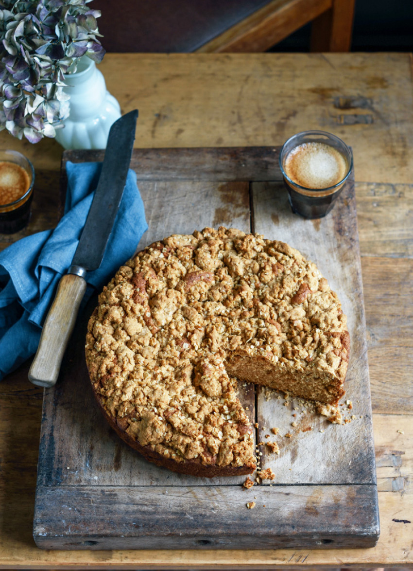 Spiced Apple Cake